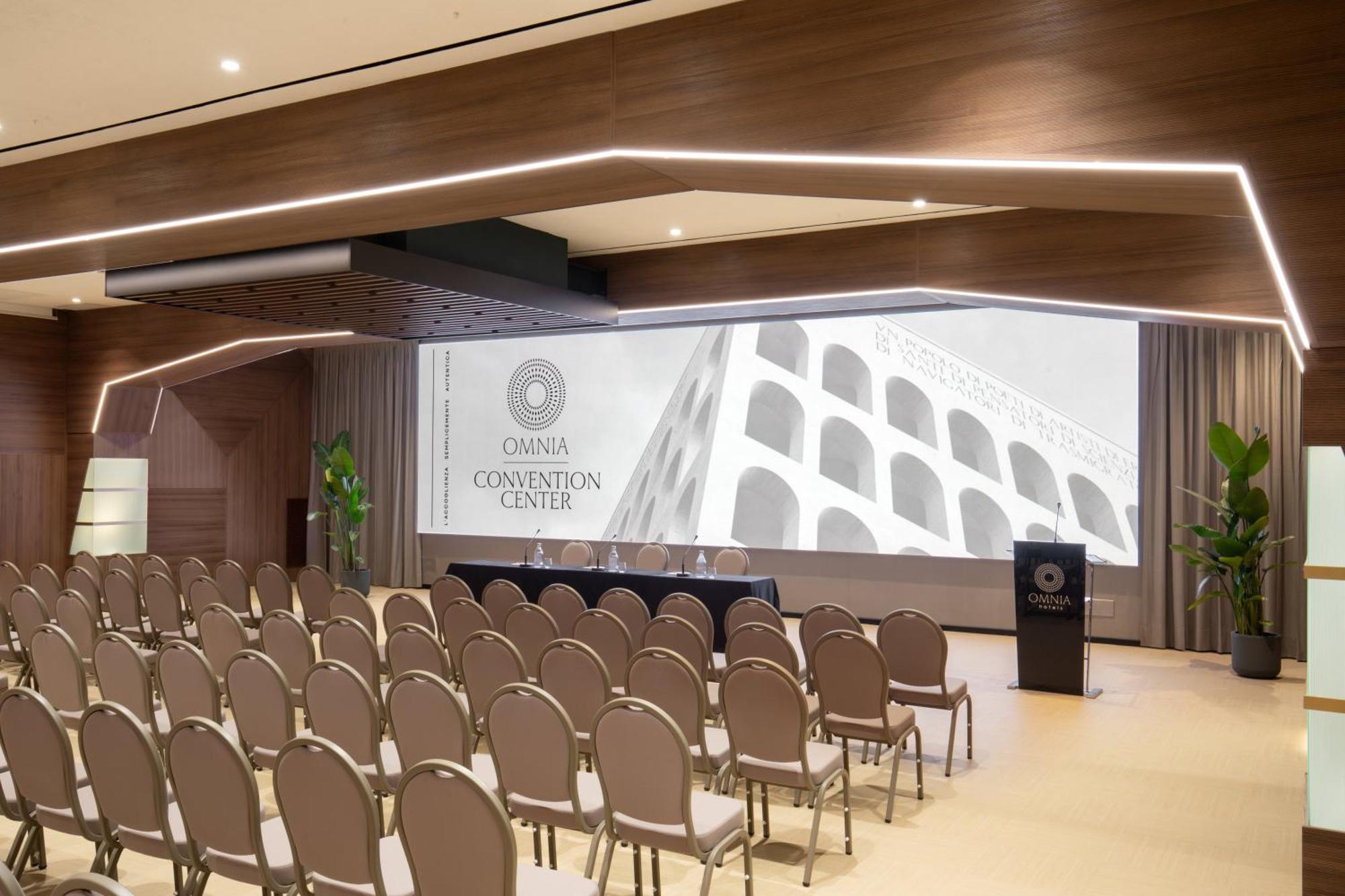 Shangri-la By Omnia Hotel Roma
