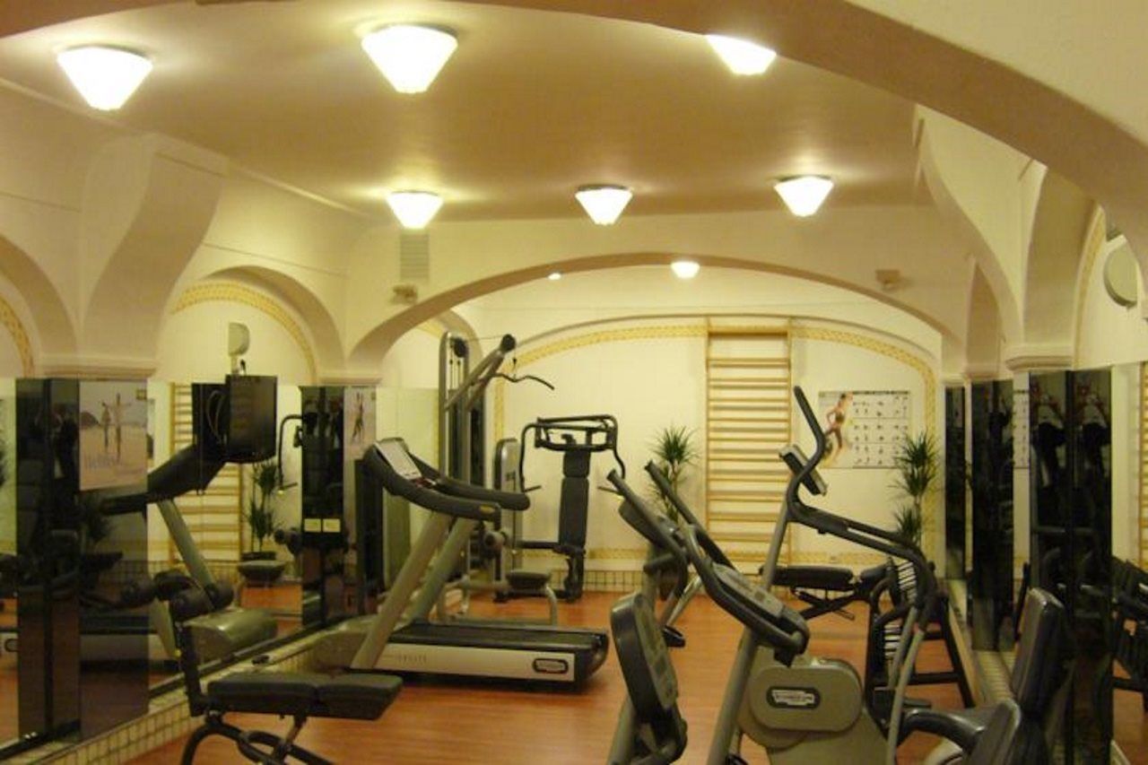 Hotel Shangri-la By Omnia Roma